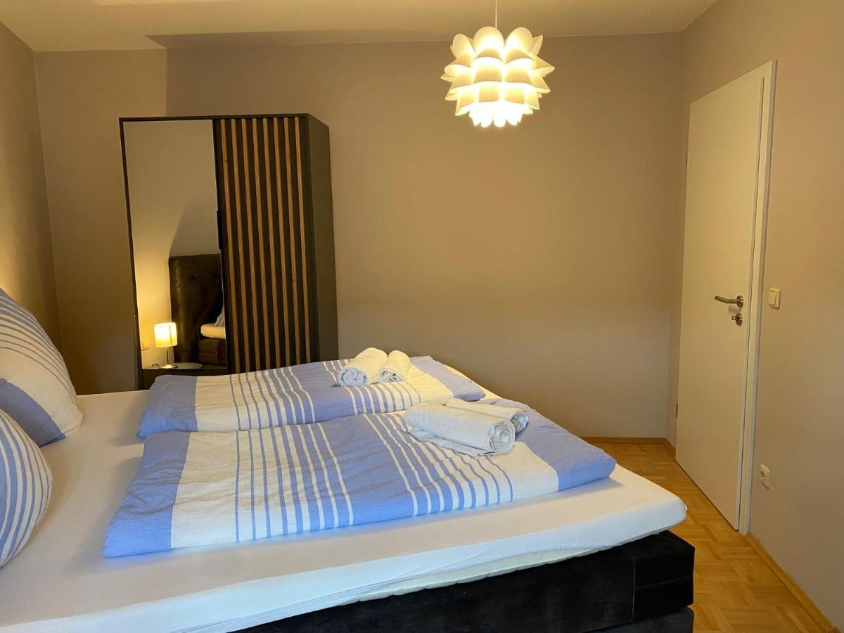 Ferienwohnung Villa Fortuna เพียร์นา ภายนอก รูปภาพ