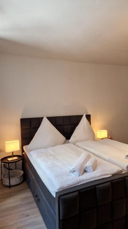 Ferienwohnung Villa Fortuna เพียร์นา ภายนอก รูปภาพ