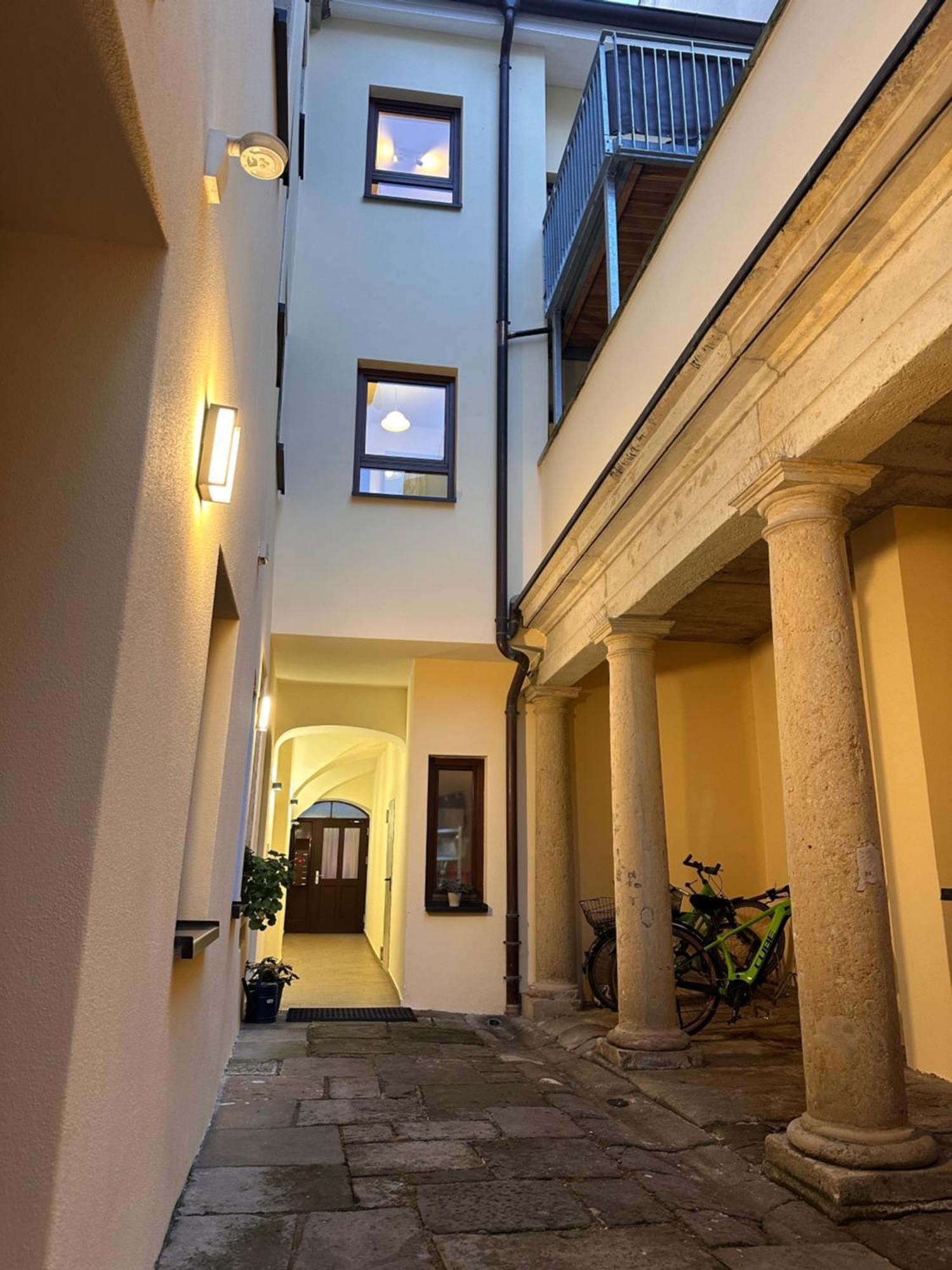 Ferienwohnung Villa Fortuna เพียร์นา ภายนอก รูปภาพ